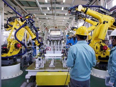 Lợi nhuận công nghiệp Trung Quốc tiếp tục trượt dốc trong 4 tháng đầu năm 2023