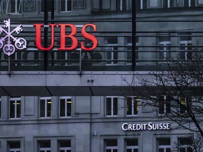 UBS hoàn tất mua lại Credit Suisse