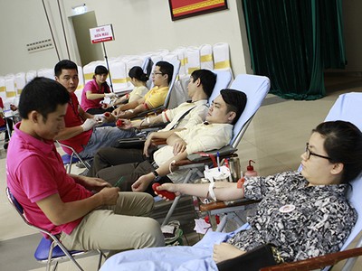 HNX tổ chức chương trình “Giọt máu nghĩa tình” lần 2