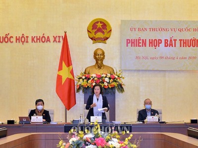 Ủy ban Thường vụ Quốc hội ủng hộ gói hỗ trợ 62.000 tỷ đồng cho người dân gặp khó khăn