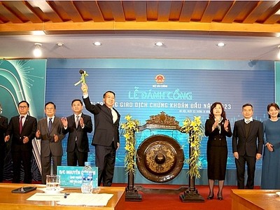 Thị trường chứng khoán 2023 khởi đầu thuận lợi, kỳ vọng phát triển mạnh mẽ trở lại