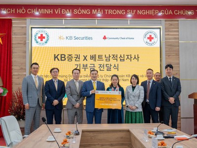 Chứng khoán KB tài trợ 150.000.000 won (tương đương với 2,5 tỷ đồng) cho dự án Cầu vồng tại Hội Chữ thập đỏ Việt Nam