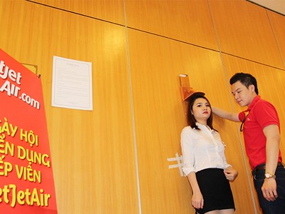 VietJet tuyển dụng đội ngũ tiếp viên mới trong tháng 8/2014