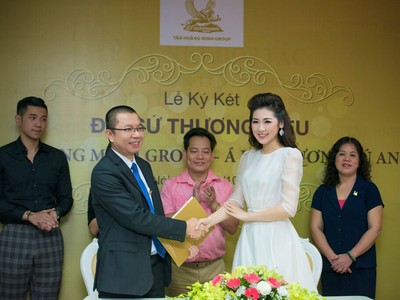 Á hậu Dương Tú Anh làm Đại sứ thương hiệu của Tân Hoàng Minh 