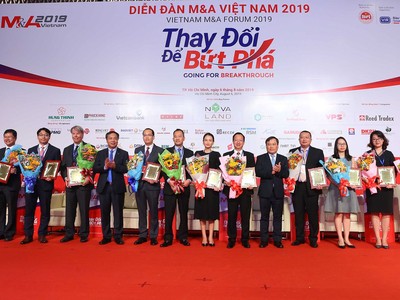 VPS nhận giải thưởng “Tổ chức tư vấn M&A tiêu biểu Việt Nam năm 2018-2019” của Diễn đàn M&A Việt Nam 2019