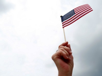 Mỹ dự báo thâm hụt ngân sách sẽ tăng lên 1.000 tỷ USD