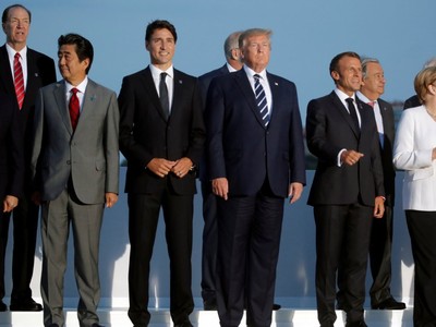 Các nhà lãnh đạo G7 và những vị khách được mời khác tại Hội nghị thượng đỉnh G7 đang diễn ra tại Pháp. Ảnh: Reuters

