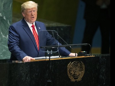 Tổng thống Mỹ Donald Trump tại hiên họp thứ 74 của Đại Hội đồng Liên Hiệp Quốc hôm 24/9. Ảnh: WSJ.