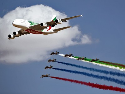 Những hình ảnh ấn tượng tại Triển lãm hàng không quốc tế Dubai Airshow 2019