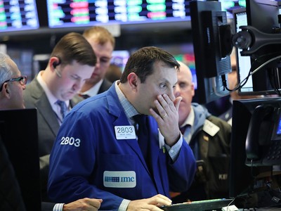 Nỗi sợ hãi đeo bám giới đầu tư