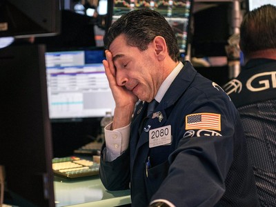 Ông Trump dập tắt hy vọng về gói kích thích, giới đầu tư ồ ạt bán tháo