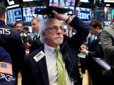 Lo lắng ập đến, giới đầu thoát hàng