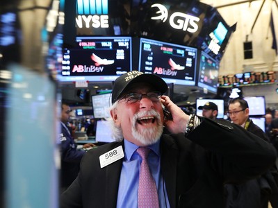 Giới đầu tư tích cực xuống tiền trước thềm cuộc họp quan trọng của Fed