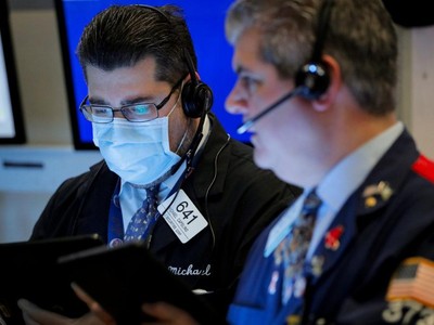 Nhận nhiều tín hiệu xấu, giới đầu tư hoang mang