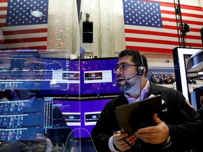 Rũ bỏ sợ hãi, giới đầu ồ ạt gom hàng