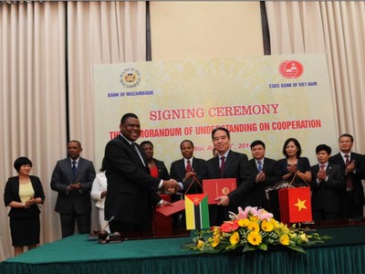 Việt Nam - Mozambique hợp tác trong lĩnh vực ngân hàng