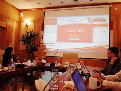 10 khách hàng đầu tiên của Agribank trúng xe SH Mode