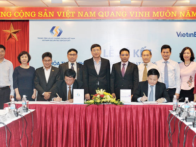 Tháng 5/2017, VietinBank và Trung tâm lưu ký Chứng khoán ký kết thỏa thuận phối hợp thanh toán bù trừ giao dịch CKPS.