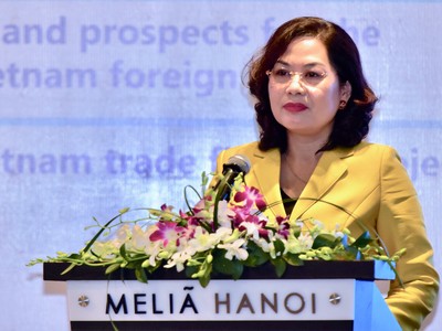 Phó Thống đốc Ngân hàng Nhà nước Việt Nam Nguyễn Thị Hồng phát biểu tại Diễn đàn