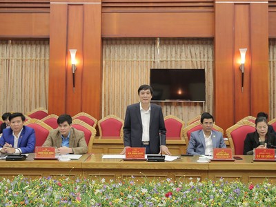 Bí thư Tỉnh ủy tỉnh Phú Thọ, Bùi Minh Châu phát biểu tại buổi làm việc 