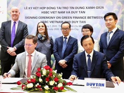 HSBC tài trợ tín dụng xanh cho Nhà máy tái chế nhựa Duy Tân
