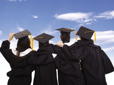 Báo cáo chân dung thế hệ Z - sinh viên mới ra trường: Tham vọng và cầu tiến hơn thế hệ trước