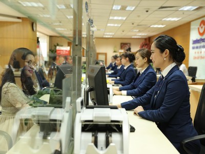 LienVietPostBank hỗ trợ tiêm vaccine Covid-19 cho cán bộ, nhân viên