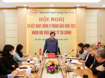 Chuyển đổi số tại các công ty tài chính: Vẫn vướng mắc từ văn bản pháp lý