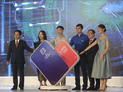 Các đại biểu khai mạc chương trình Sóng Festival