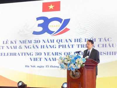 ADB cam kết hỗ trợ phát triển dài hạn tại Việt Nam