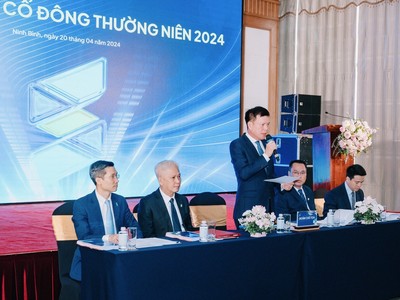 Ban Chủ toạ điều hành Đại hội