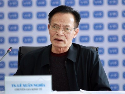 TS. Lê Xuân Nghĩa: Đổ xô đi mua vàng sẽ lỗ và tương lai còn lỗ hơn