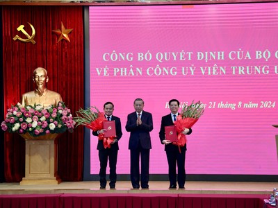 Tổng Bí thư, Chủ tịch nước Tô Lâm chúc mừng các nhân sự nhận nhiệm vụ mới