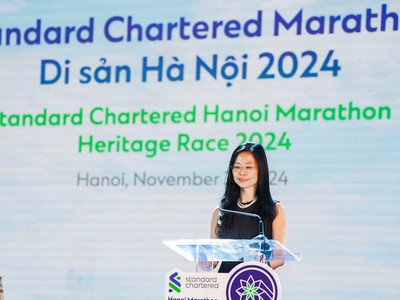 Bà Nguyễn Thuý Hạnh, Tổng giám đốc Ngân hàng Standard Chartered Việt Nam phát biểu tại sự kiện