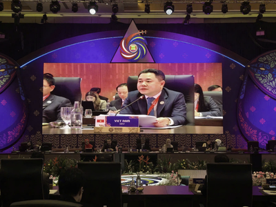 Phó Thống đốc NHNN Việt Nam Nguyễn Ngọc Cảnh phát biểu tại Hội nghị