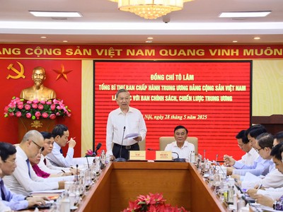 Quản lý thị trường vàng sẽ chuyển từ “siết để kiểm soát” sang “mở để quản trị”