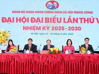 Đoàn Chủ tịch điều hành Đại hội