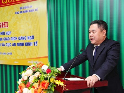 Phó Thống đốc NHNN Nguyễn Ngọc Cảnh phát biểu tại sự kiện