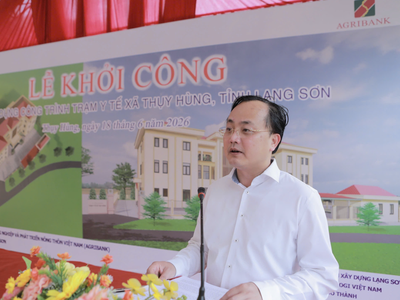 Ông Tô Huy Vũ. Chủ tịch HĐTV Agribank phát biểu tại buổi lễ khởi công xây dựng Trạm Y tế xã Thụy Hùng, tỉnh Lạng Sơn