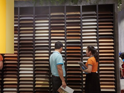 Gian hàng của Gỗ An Cường hút khách tham quan tại Vietbuild TP.HCM 2018