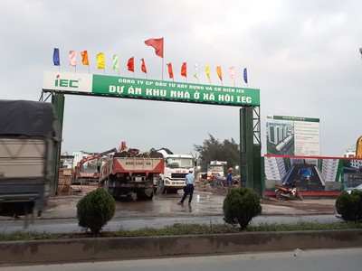 Mặc dù là dự án nhà ở chính sách cho người nghèo, nhưng dự án nhà ở xã hội IEC được rao bán như nhà ở thương mại.