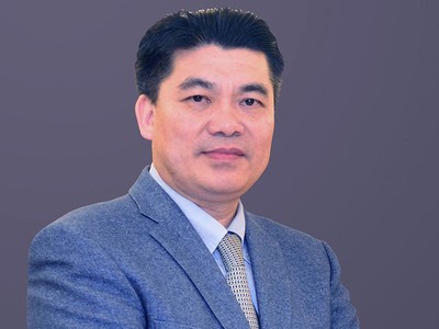 Ông Phạm Khắc Dũng