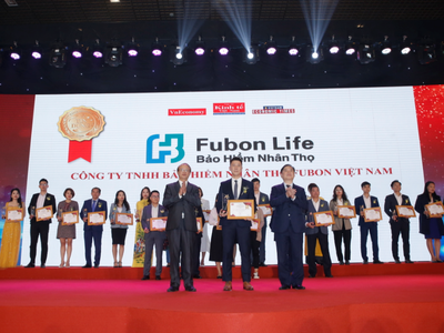 Fubon Life Việt Nam vào Top 100 sản phẩm dịch vụ Tin & Dùng lần thứ 8