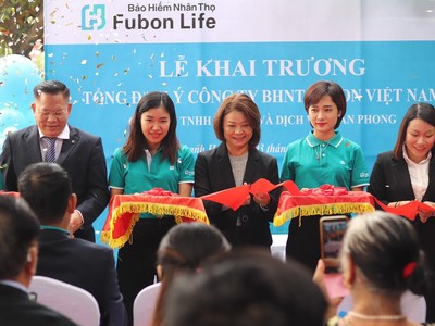 Fubon Life Việt Nam khai trương hai tổng đại lý mới 