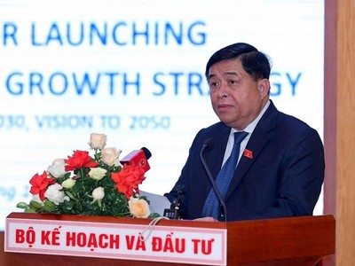 Bộ trưởng Bộ Kế hoạch và Đầu tư Nguyễn Chí Dũng phát biểu tại hội nghị (Ảnh: TTXVN)