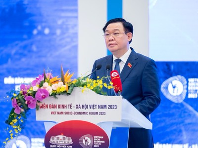 Ủy viên Bộ Chính trị, Chủ tịch Quốc hội Vương Đình Huệ phát biểu bế mạc Diễn đàn Kinh tế - Xã hội năm 2023