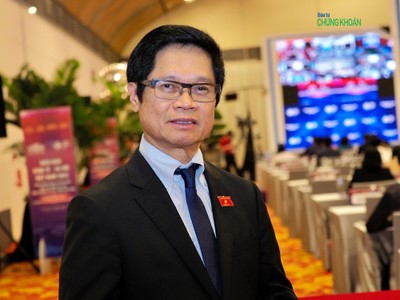 TS.Vũ Tiến Lộc, đại biểu Quốc hội khóa XV (đoàn TP Hà Nội), Chủ tịch Trung tâm trọng tài quốc tế Việt Nam (Ảnh: M.Minh)