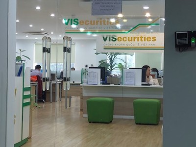 Báo cáo sai tỷ lệ an toàn tài chính, Chứng khoán Quốc tế (VISecurities) bị phạt