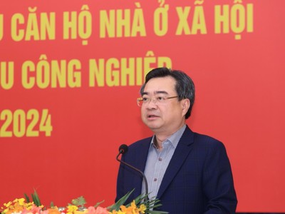 Bộ trưởng Bộ Xây dựng Nguyễn Thanh Nghị phát biểu tại Hội nghị sáng 22/2