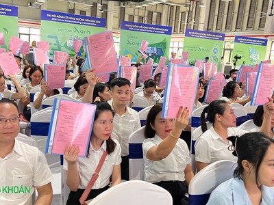 Tìm “câu chuyện” mùa đại hội